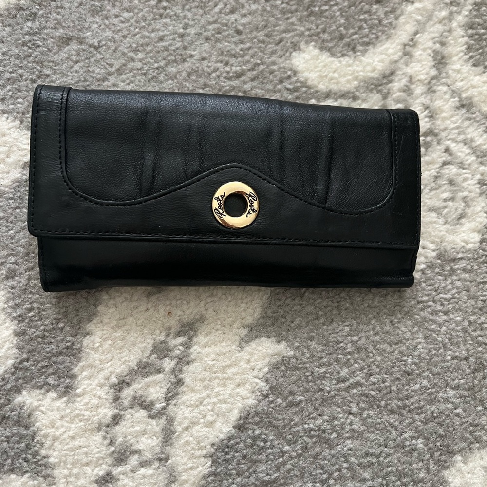 Roots wallet